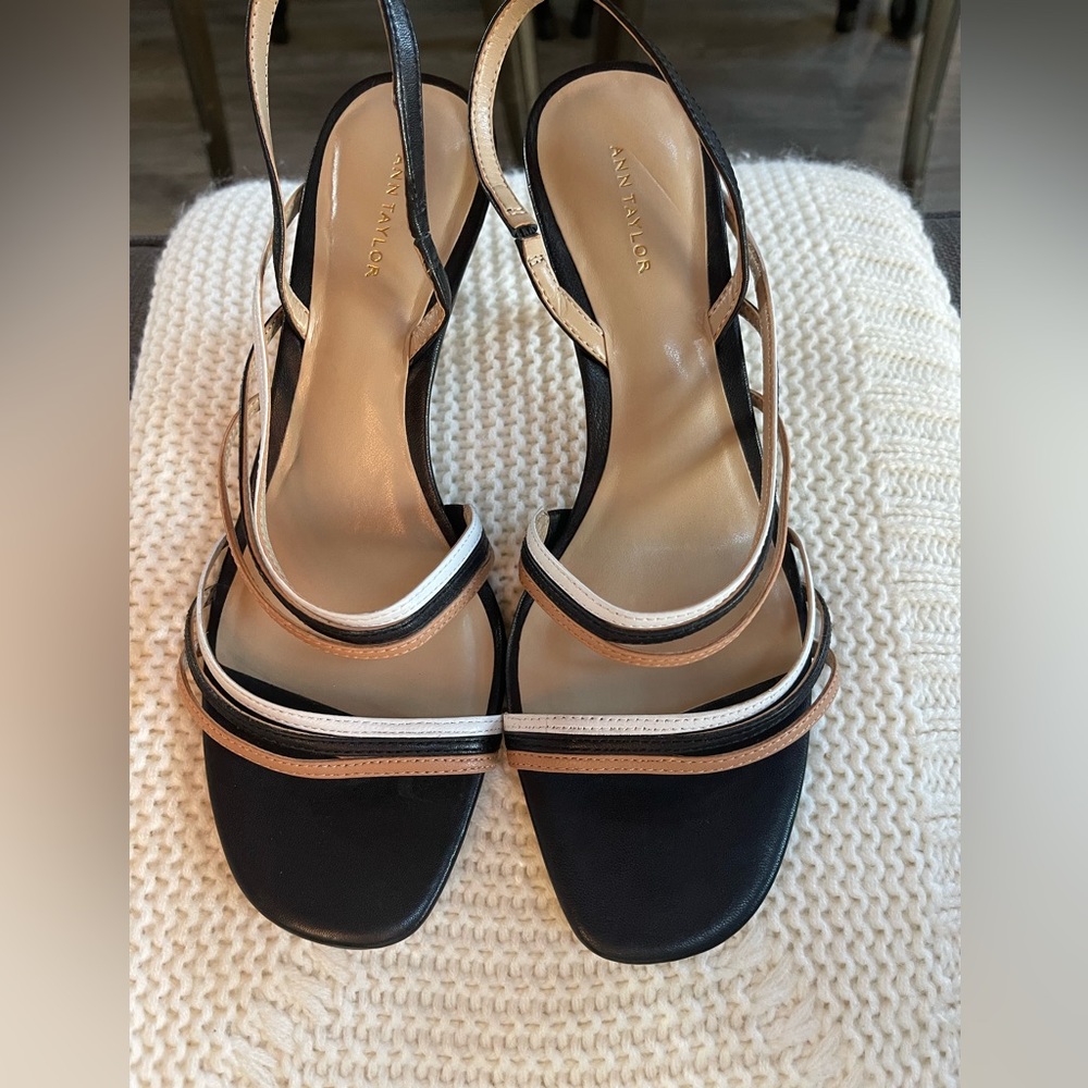 NWOT Ann Taylor sling back kitten heel strappy shoes size 8